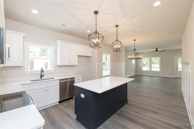 706 S Main St, Blackstone, VA 22824