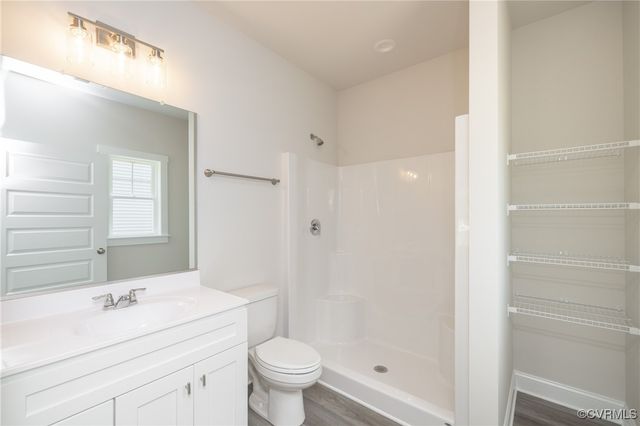 706 S Main St, Blackstone, VA 22824
