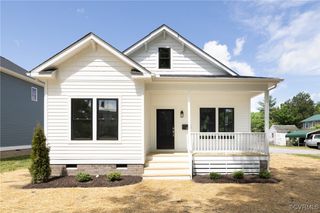 706 S Main St, Blackstone, VA 22824