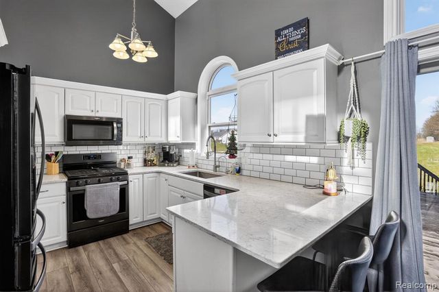 9055 Hegel Road, Goodrich, MI 48438