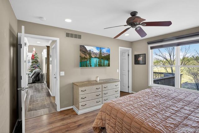 9055 Hegel Road, Goodrich, MI 48438