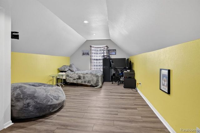 9055 Hegel Road, Goodrich, MI 48438