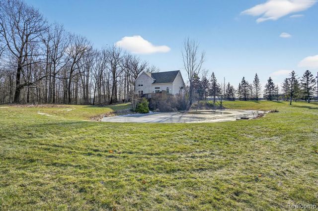 9055 Hegel Road, Goodrich, MI 48438