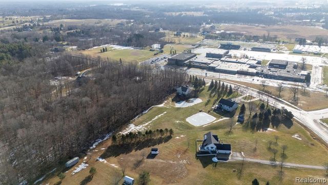 9055 Hegel Road, Goodrich, MI 48438