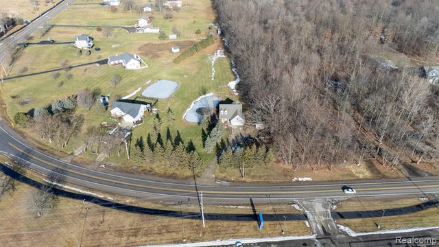 9055 Hegel Road, Goodrich, MI 48438