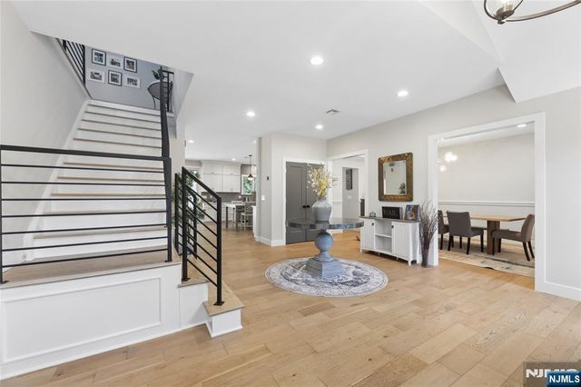 68 Serpentine Road, Demarest, NJ 07627