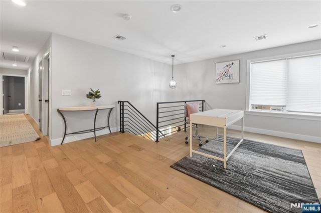 68 Serpentine Road, Demarest, NJ 07627