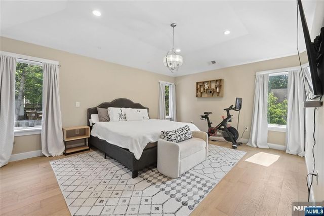 68 Serpentine Road, Demarest, NJ 07627