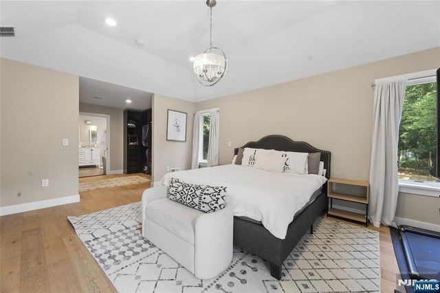 68 Serpentine Road, Demarest, NJ 07627