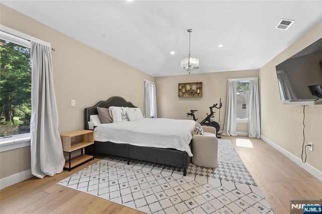 68 Serpentine Road, Demarest, NJ 07627