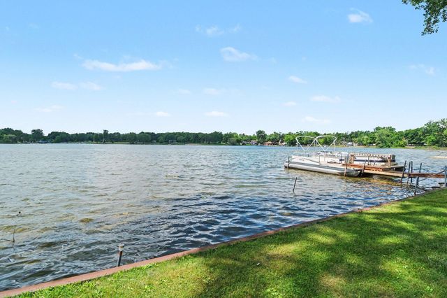 5131 Elizabeth Lake Road, Waterford, MI 48327
