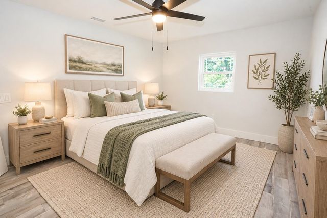 5817 DARTMOUTH AVENUE N, St Petersburg, FL 33710