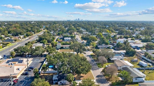 5817 DARTMOUTH AVENUE N, St Petersburg, FL 33710