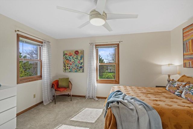 W148N6964 Terriwood DRIVE, Menomonee Falls, WI 53051