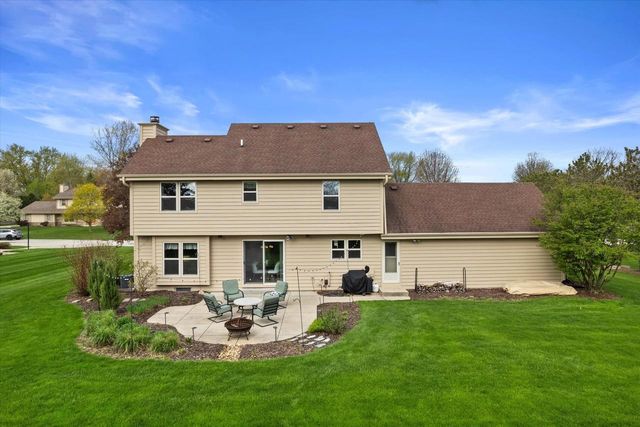 W148N6964 Terriwood DRIVE, Menomonee Falls, WI 53051
