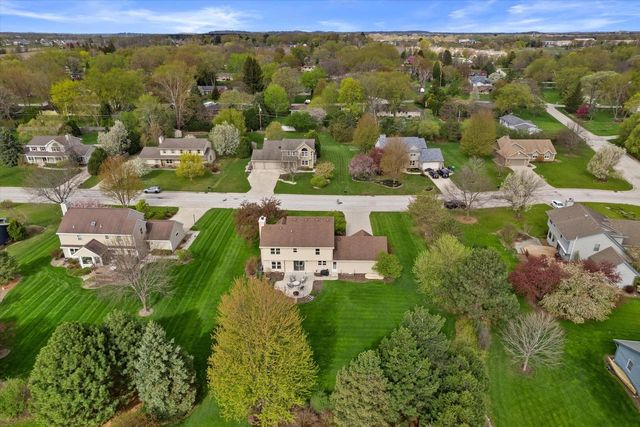 W148N6964 Terriwood DRIVE, Menomonee Falls, WI 53051