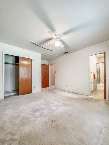 2706 Bois D Arc Street, Commerce, TX 75428