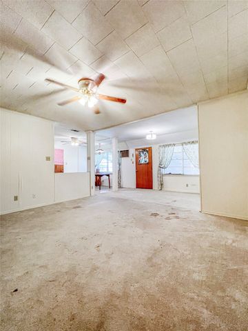 2706 Bois D Arc Street, Commerce, TX 75428