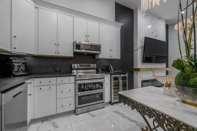 514 W Short Street 103, Lexington, KY 40507