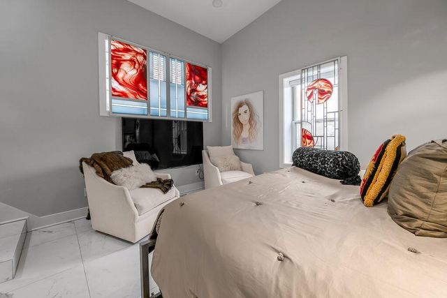 514 W Short Street 103, Lexington, KY 40507
