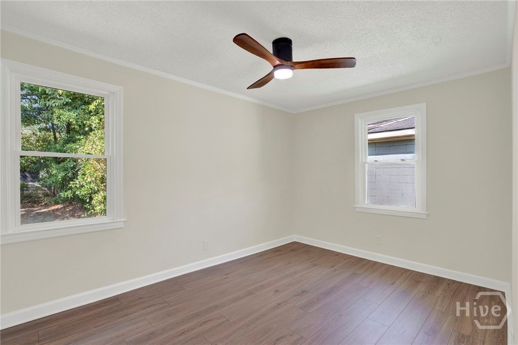 Image 11 of property listing at 2222 Hanson Street, Savannah, GA 31404