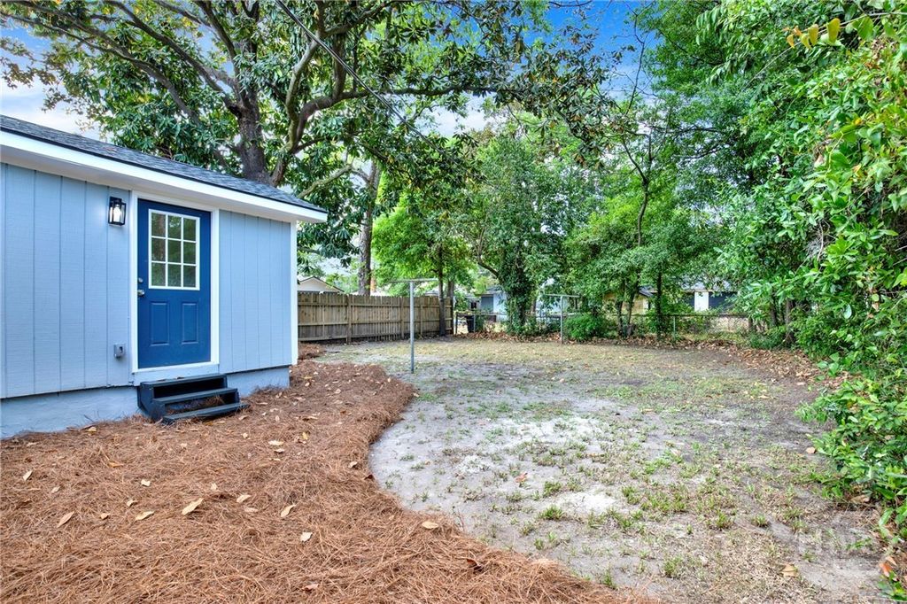 Image 21 of property listing at 2222 Hanson Street, Savannah, GA 31404