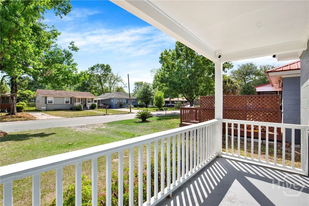 Image 3 of property listing at 2222 Hanson Street, Savannah, GA 31404
