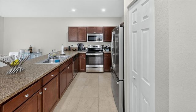 278 SE 31st Terrace, Homestead, FL 33033