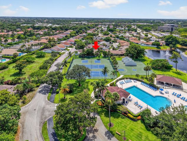 9667 Sunny Isle Circle, Boca Raton, FL 33428