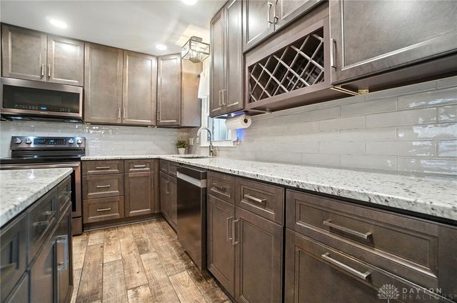 110 Paw Paw Drive, Springboro, OH 45066