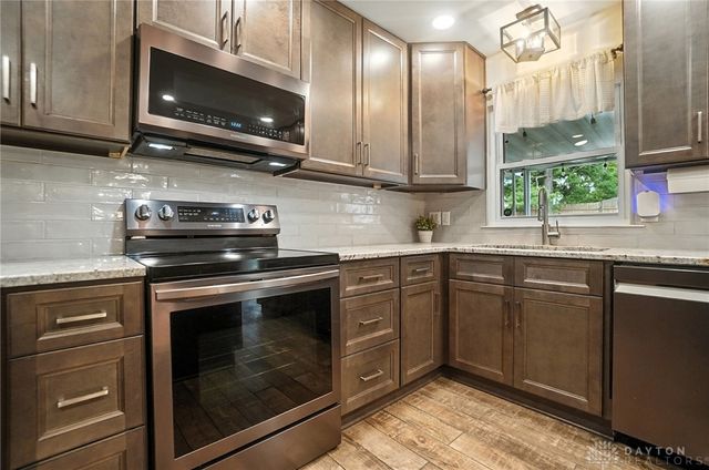 110 Paw Paw Drive, Springboro, OH 45066
