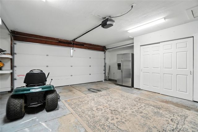 110 Paw Paw Drive, Springboro, OH 45066