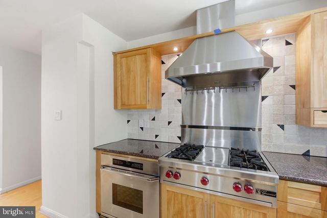 6423 JOHN JACKSON CT, Fairfax Station, VA 22039