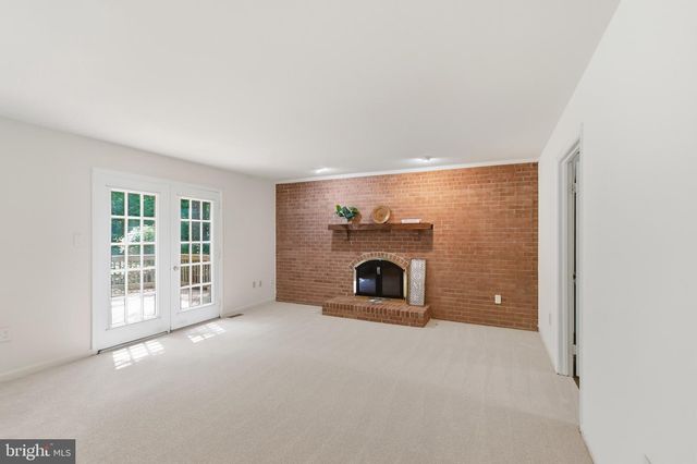 6423 JOHN JACKSON CT, Fairfax Station, VA 22039