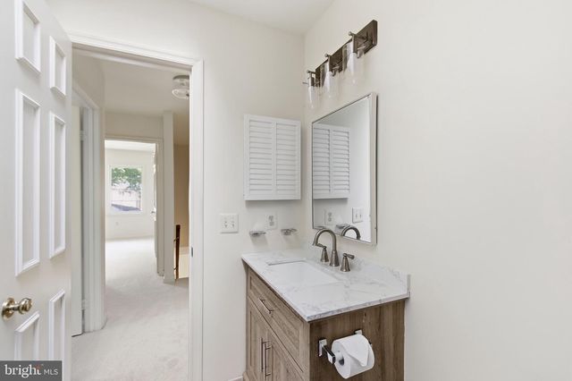 6423 JOHN JACKSON CT, Fairfax Station, VA 22039