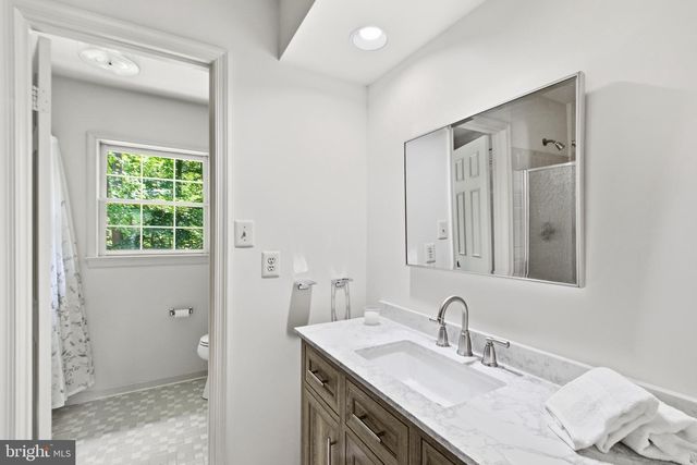 6423 JOHN JACKSON CT, Fairfax Station, VA 22039