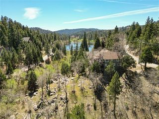813 Brentwood, Lake Arrowhead, CA 92352