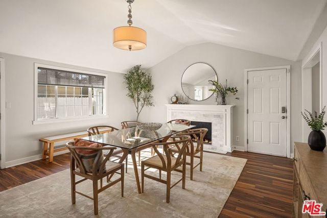 2939 S Oakhurst Avenue, Los Angeles, CA 90034