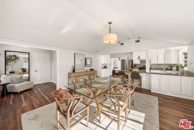 2939 S Oakhurst Avenue, Los Angeles, CA 90034