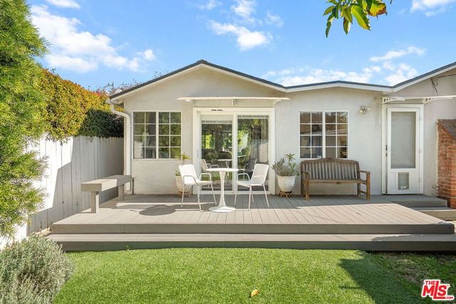 2939 S Oakhurst Avenue, Los Angeles, CA 90034