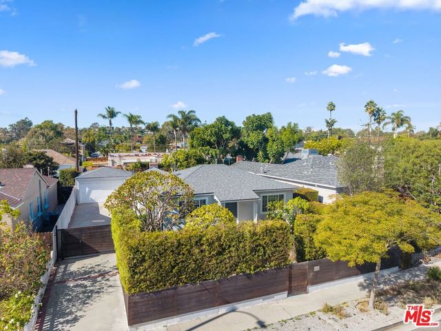 2939 S Oakhurst Avenue, Los Angeles, CA 90034