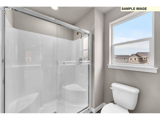 928 Ne SAGEBRUSH Dr, Estacada, OR 97023