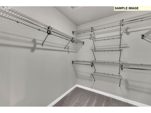 928 Ne SAGEBRUSH Dr, Estacada, OR 97023