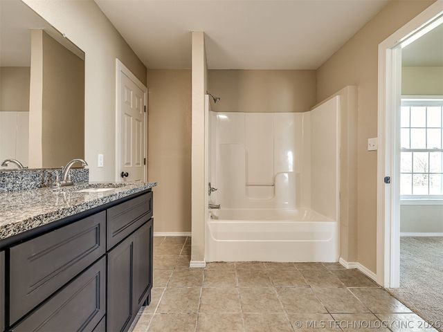 5750 S Gus Road, Chelsea, OK 74016