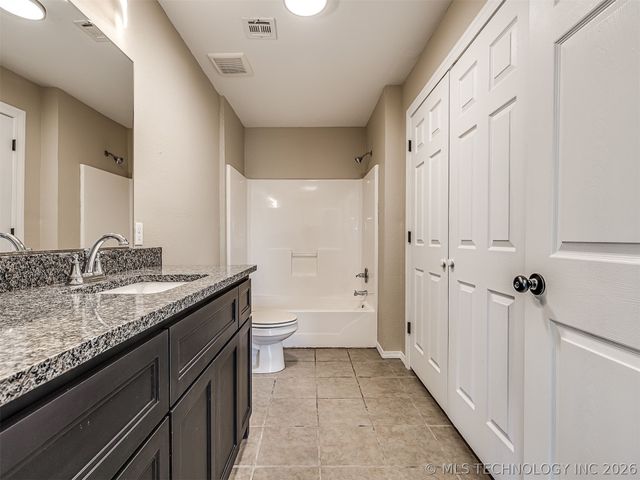 5750 S Gus Road, Chelsea, OK 74016