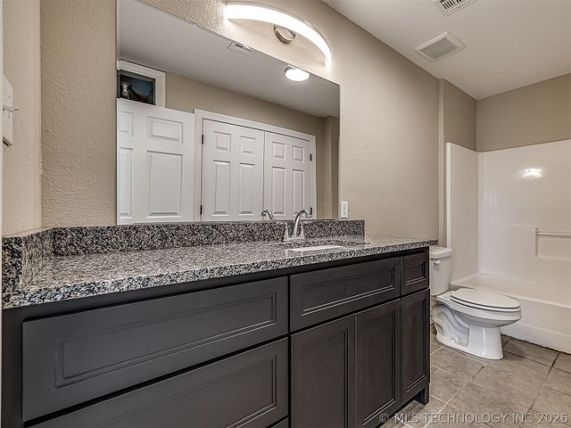 5750 S Gus Road, Chelsea, OK 74016