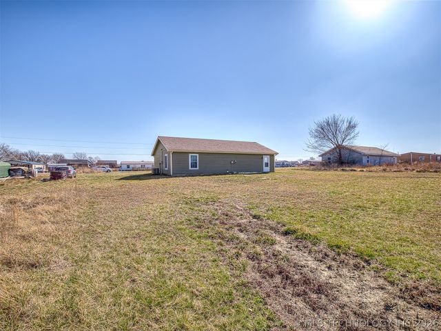 5750 S Gus Road, Chelsea, OK 74016