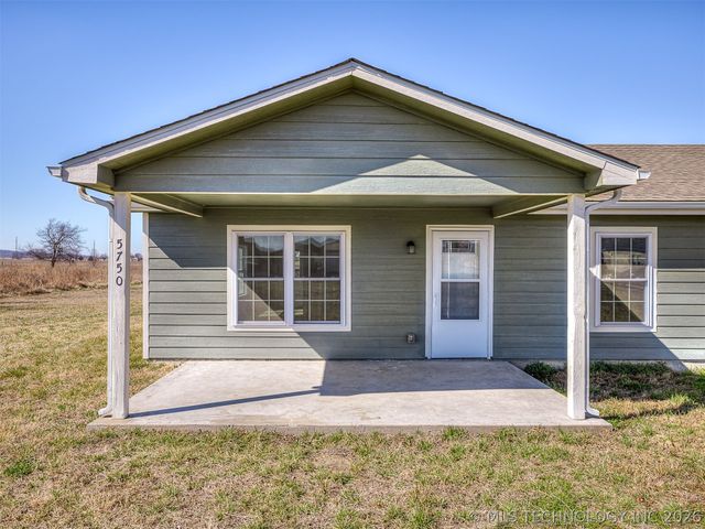 5750 S Gus Road, Chelsea, OK 74016
