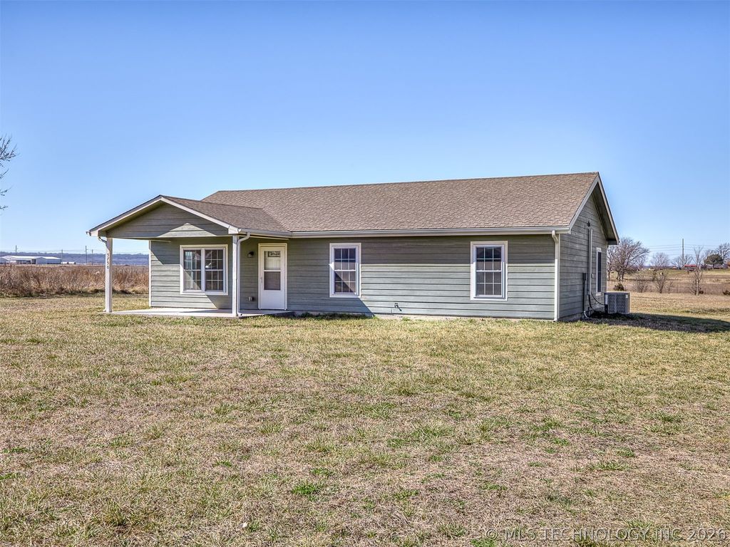 5750 S Gus Road, Chelsea, OK 74016