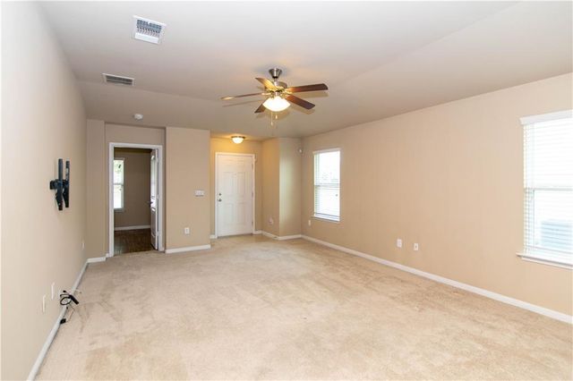 114 Leon River LOOP, Hutto, TX 78634